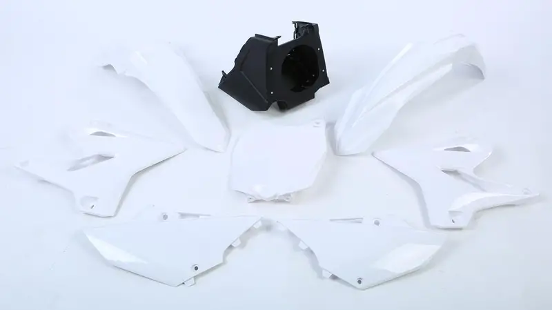 Plastic Body Kit White #90717 1